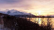 假体隆鼻整形医院假体隆鼻后鼻梁歪是术后常见的问题之一